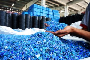 “Первый на Дальнем Востоке”, но небольшой завод по рециклингу пластмасс заработал